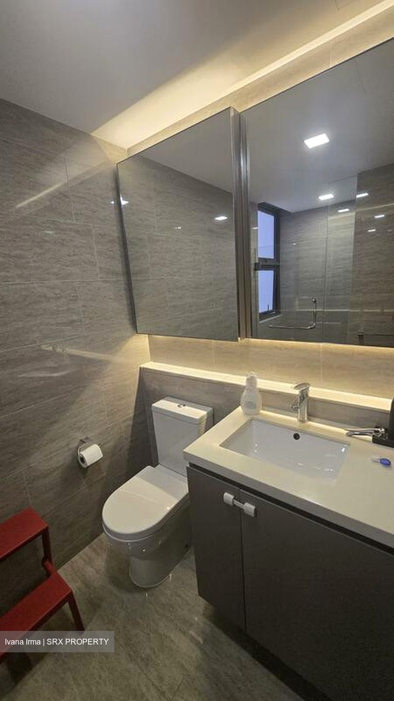 Waterwoods (D19), Condominium #500017771